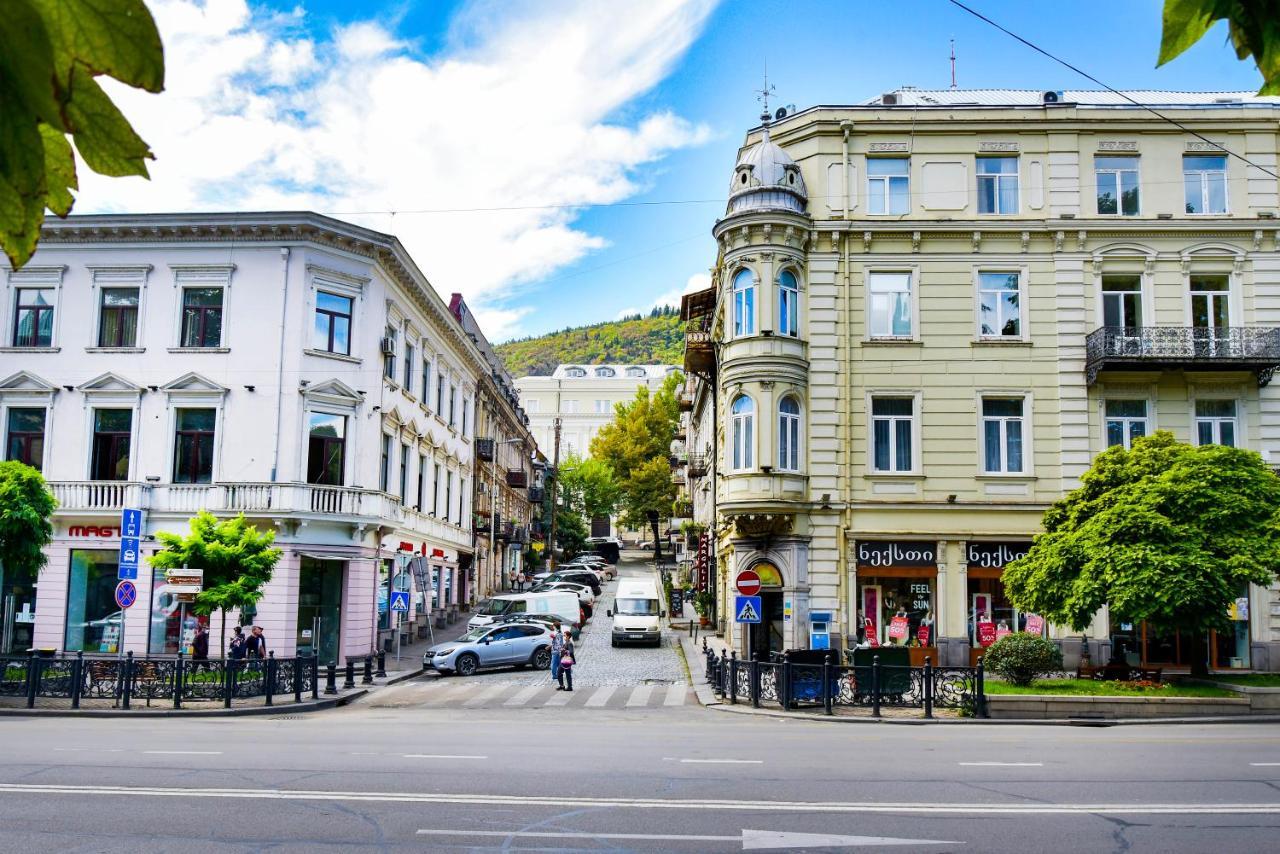Hb Apartments Laghidze Tbilisi Exterior foto
